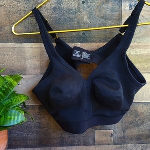 Soma Embraceable Wireless unlined Black Bra Size 38C